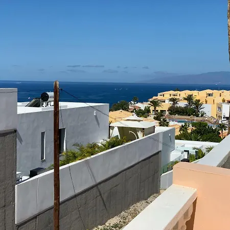 1 Bedroom On The Sunny Side Of Tenerife *